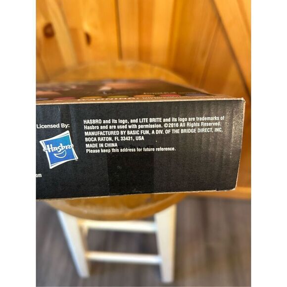 LITE-BRITE Magic Screen Set 156 Pegs & 2 Templates Light Bright Box new in open - Picture 9 of 9